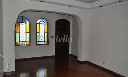 Casa com 4 quartos para alugar na Rua José Lins do Rego, --, Vila Valparaíso, Santo André, 190 m2 por R$ 4.450