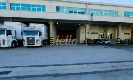 Barracão / galpão / depósito para alugar na rod. rodovia coronel-polícia militar nelson tranchesi, --, itaqui, itapevi, 1422 m2 por r$ 44.100