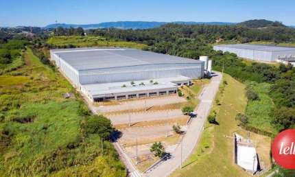 Barracão / Galpão / Depósito para alugar na Estr. Da Cruz Grande, --, Santo Antônio, Louveira, 31632 m2 por R$ 695.926