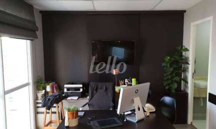 Sala comercial com 1 sala à venda na Rua Cardeal Arcoverde, 745, Pinheiros, São Paulo, 50 m2 por R$ 620.000