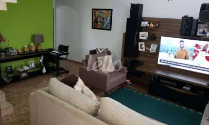 Casa com 4 quartos à venda na Rua Alvarino Souza Rezende, 455, Parque Continental, Guarulhos, 240 m2 por R$ 550.000