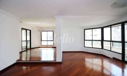 Apartamento com 3 quartos à venda na Rua Araguari, 679, Vila Uberabinha, São Paulo, 230 m2 por R$ 2.300.000