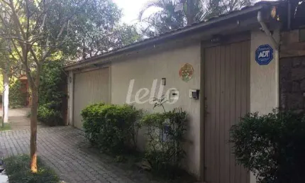 Casa com 3 quartos à venda na Rua Nove de Julho, 355, Santo Amaro, São Paulo, 256 m2 por R$ 1.695.000