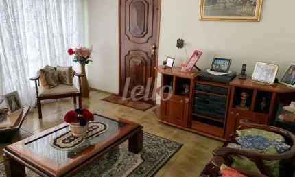 Casa com 3 quartos à venda na rua savigni, 565, vila bela, são paulo, 304 m2 por r$ 1.590.000