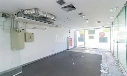 Ponto comercial com 6 salas à venda na Avenida Álvaro Guimarães, 291, Planalto, São Bernardo do Campo, 552 m2 por R$ 3.700.000