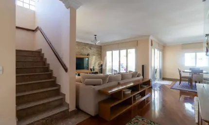 Casa com 3 quartos à venda na rua roque petrella, 1051, vila cordeiro, são paulo, 220 m2 por r$ 2.100.000