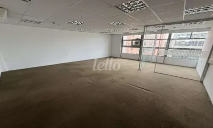 Sala comercial com 8 salas à venda na Rua Líbero Badaró, 471, Centro, São Paulo, 256 m2 por R$ 1.300.000