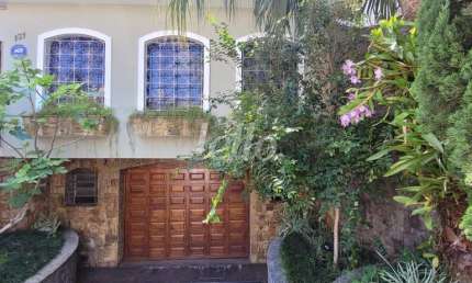 Casa comercial com 3 salas à venda na Rua Mossâmedes, 131, Vila Santo Estevão, São Paulo, 369 m2 por R$ 2.300.000
