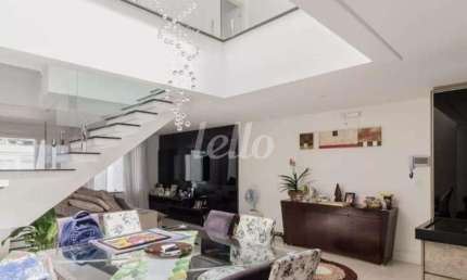 Casa com 5 quartos à venda na Rua Aluísio de Azevedo, 157, Vila Vilma, Santo André, 255 m2 por R$ 1.350.000