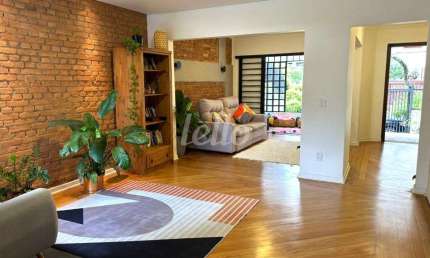 Casa com 4 quartos à venda na Rua Safira, 329, Aclimação, São Paulo, 300 m2 por R$ 1.950.000