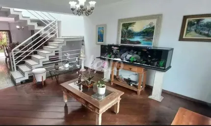 Casa com 4 quartos à venda na Rua dos Faisões, 435, Parque dos Pássaros, São Bernardo do Campo, 265 m2 por R$ 1.703.000