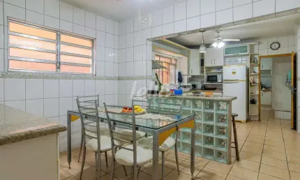 Casa comercial com 1 sala à venda na rua visconde de inhomerim, 965, mooca, são paulo, 240 m2 por r$ 2.100.000