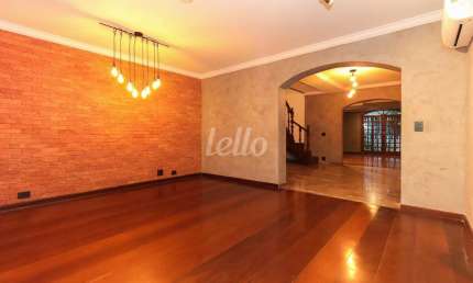 Casa com 3 quartos à venda na Rua Sarita Cyrillo, 74, Jardim Paulista, São Paulo, 240 m2 por R$ 4.000.000