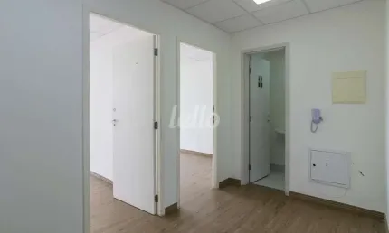 Sala comercial à venda na Rua Pirapitingui, 80, Liberdade, São Paulo, 36 m2 por R$ 500.000