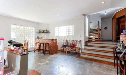 Casa com 3 quartos à venda na Rua Santo Adriano, 188, Jardim Peri, São Paulo, 366 m2 por R$ 870.000