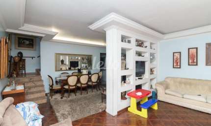 Casa com 6 quartos à venda na Rua Ribeirão Branco, 421, Vila Bertioga, São Paulo, 565 m2 por R$ 3.800.000
