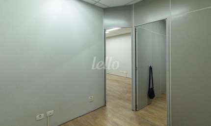 Sala comercial com 4 salas à venda na Avenida Brigadeiro Luís Antônio, 290, Bela Vista, São Paulo, 55 m2 por R$ 250.000