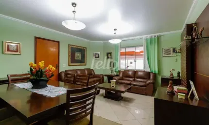 Casa com 3 quartos à venda na Rua Raimundo Carrut, 139, Vila Isolina Mazzei, São Paulo, 200 m2 por R$ 1.100.000