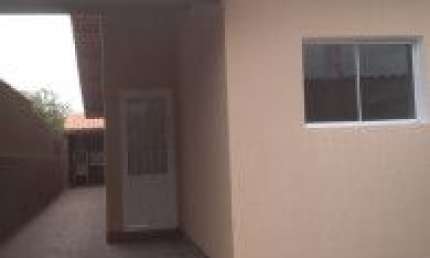 Casa Nova no bairro Suarão, em Itanhaém - localizado lado serra, em rua calçada.