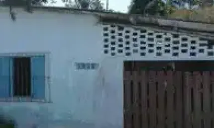 Casa localizada no bairro Recanto dos Imigrantes, em Itanhaém.