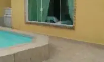 Casa no bairro Jardim Imperador, em Praia Grande - sendo lado praia, com acesso pavimentado.