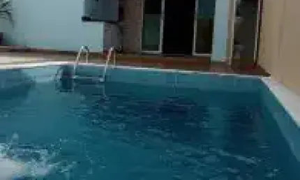 Casa no bairro Balneário Gaivota, em Itanhaém - sendo lado praia, em rua calçada.