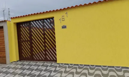 Ótima casa à venda no bairro balneário gaivotas, em itanhaém ** lado praia; aceita financiamento bancário!!