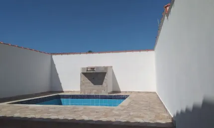 Casa nova a 1600metros do mar- praia de itanhaém/sp.