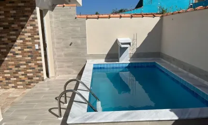 CASA NOVA COM PISCINA EM ITANHAÉM - LITORAL SUL DE SP.