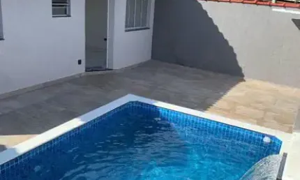 Casa nova com piscina,excelente acabamento,apenas 1000m do mar -itanhaém/sp