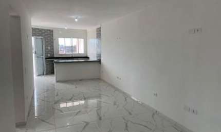 Lindo apartamento localizado no Balneário Gaivota - lado praia.