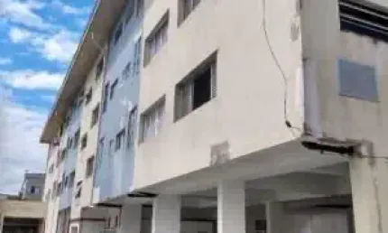 Excelente apartamento localizado no Centro de Itanhaém - lado praia à 2 quadras do mar.
