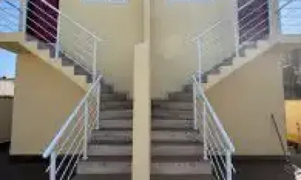 Excelente casa sobreposta  no bairro Suarão, em Itanhaém.