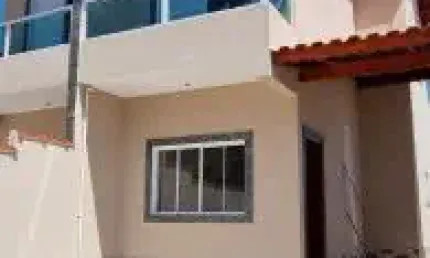 Excelente casa no bairro Nossa Senhora do Sion, em Itanhaém - localizada lado praia em rua calçada.