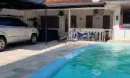 Linda casa no Balneário Gaivota, em Itanhaém - lado praia acesso pavimentado.