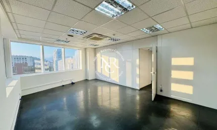 Sala comercial dividida no edifício win work em santos-sp
