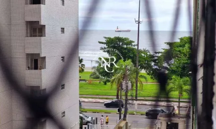 Apartamento á venda na orla da praia no embaré em santos