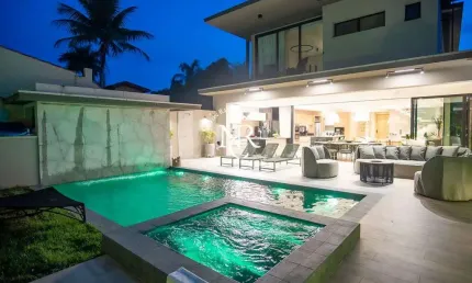 Casa de condomínio com 6 suítes e aquecedor solar na Riviera de São Lourenço