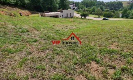 Lindo terreno com 1000m² no Condomínio Terras Caxambu