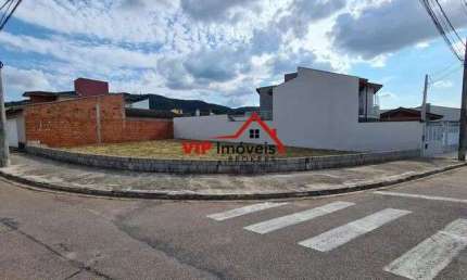 Terreno á venda  317 m² plano no Jardim Ipanema Jundiaí SP