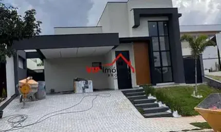 Linda casa térrea com 163m² de ára construída no Condomínio Gran Ville São Venâncio
