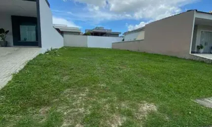 Terreno em condomínio fechado à venda na Rua das Cajazeiras, Eusébio, Fortaleza por R$ 250.000