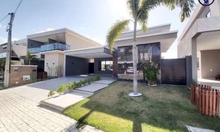 Casa em condomínio fechado com 3 quartos à venda na Santa Rita de Cassia, 100, Urucunema, Eusébio, 180 m2 por R$ 1.100.000