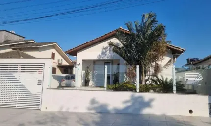 Casa para venda em criciúma, vila manaus, 3 dormitórios, 2 banheiros, 1 vaga
