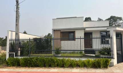 Casa para Venda em Criciúma, Santo Antônio, 3 dormitórios, 2 suítes, 4 banheiros, 3 vagas