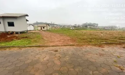 Terreno à venda no São Defende, Criciúma 