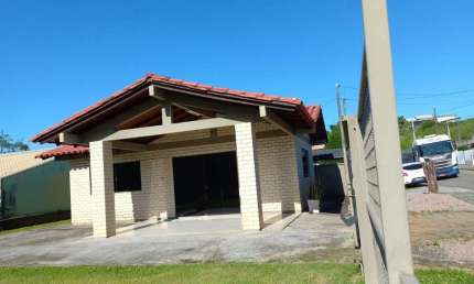 Casa para Venda em Criciúma, Santo Antônio, 1 dormitório, 1 suíte, 2 banheiros, 1 vaga