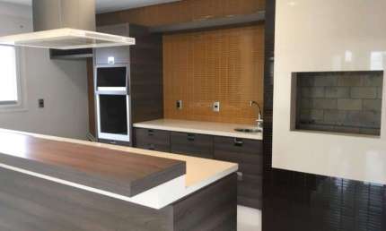 Apartamento Alto Padrão, Cobertura, 4 vagas, semi mobiliado, Criciuma