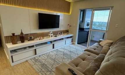 Apartamento 2 quartos, suite, mobiliado em Criciúma