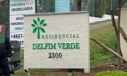 LINDA CASA DE CONDOMÍNIO EM ITAPECERICA DA SERRA DELFIM VERDE